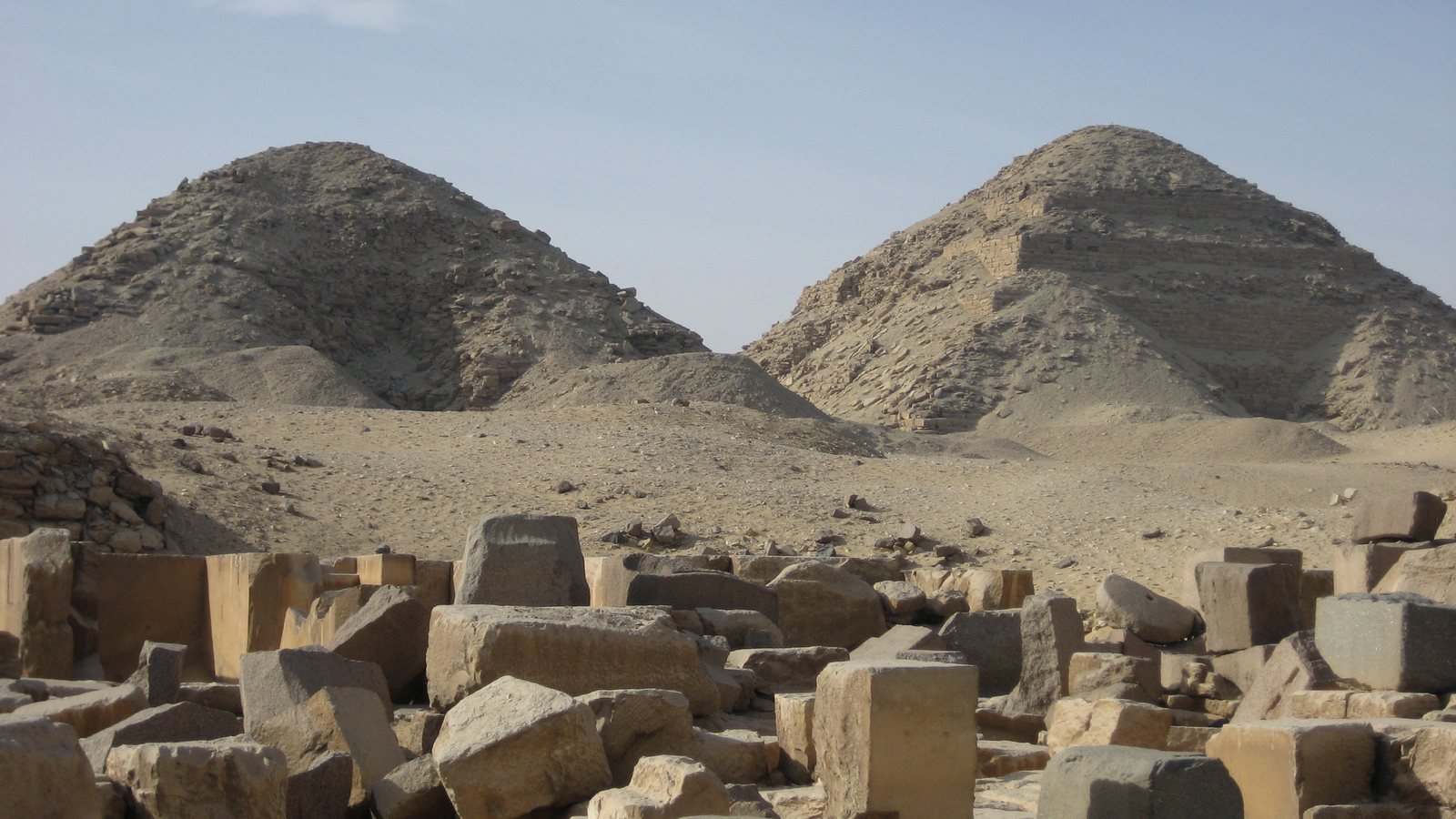 Abusir: Der ruhige königliche Friedhof zwischen Gizeh und Sakkara, den Ägyptologen schätzen