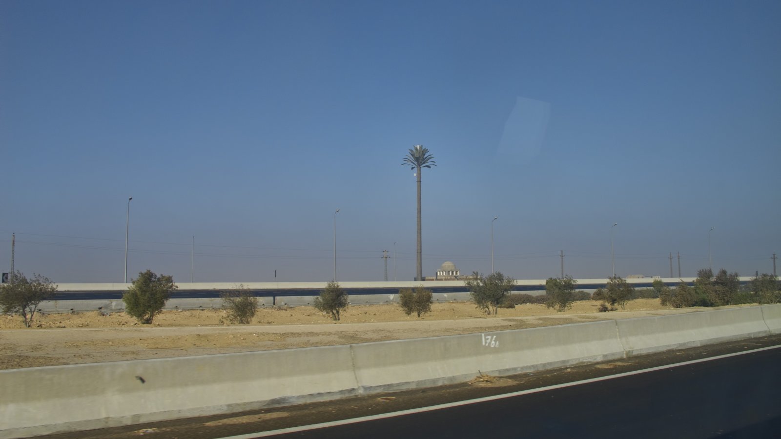 What Tourists Should Know Before Any Long-Distance Transfer in Egypt