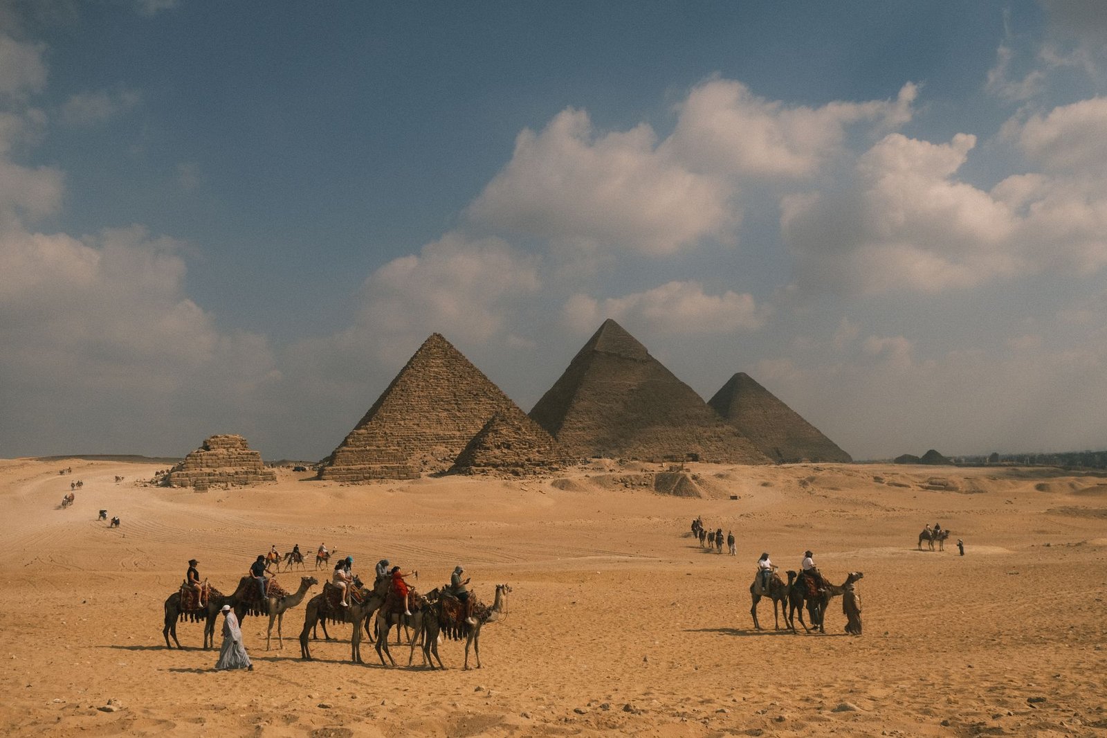 Cairo & Pyramids by Plane